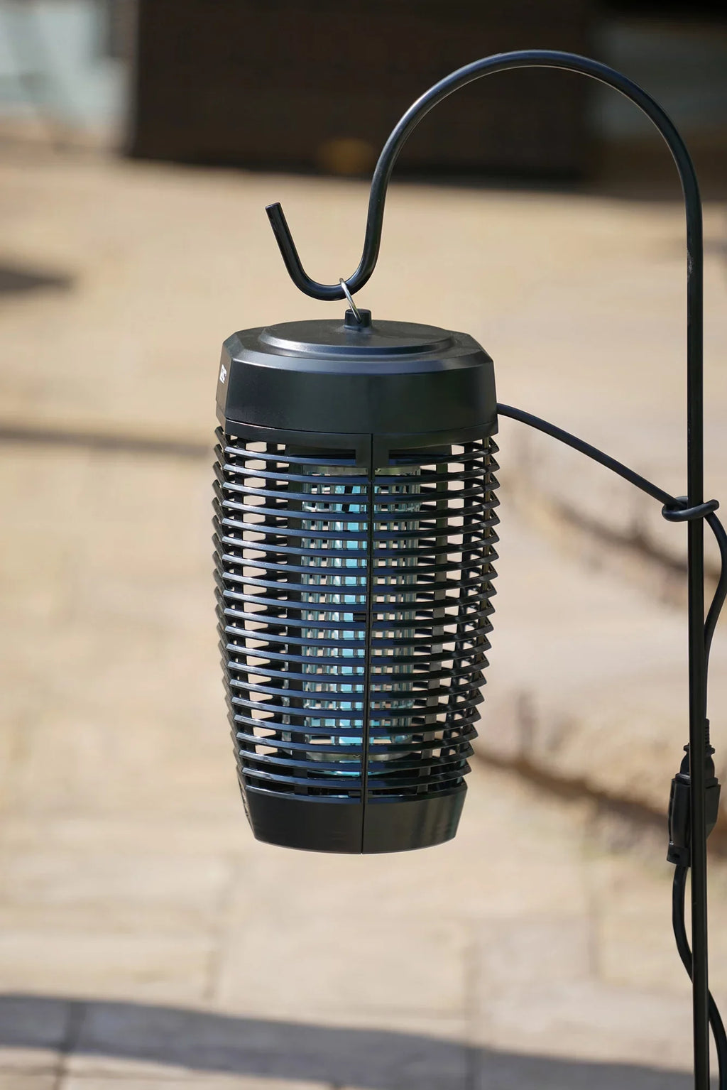 PIC 40W Outdoor 1 Acre Mosquito and Bug Zapper, Electronic Insect Killer, Black