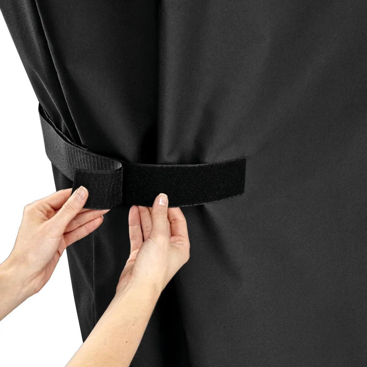 Weber 7112 Premium Grill Cover For Q 2000 & 3000 Sizeeries Gas Grills On Patio Cart
