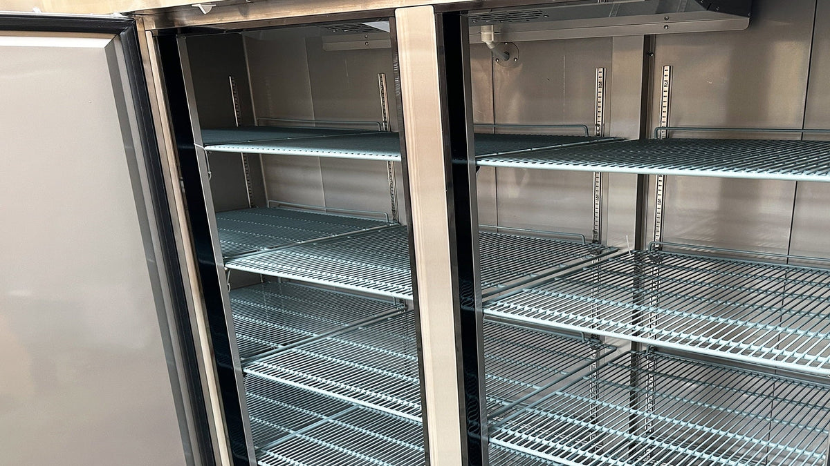 NSizeF Reach In Three Door Refrigerator SizeSize interior D83R