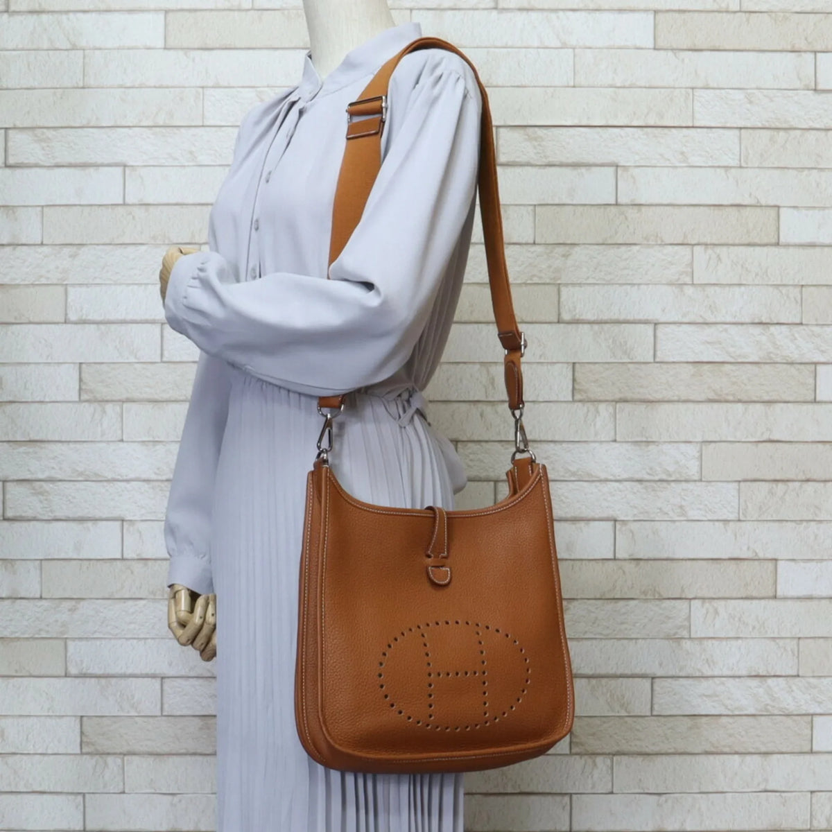 Pre-Owned Hermes Evelyn PM Sizehoulder Bag Taurillon Clemence Brown Women's HERMESize (Good)