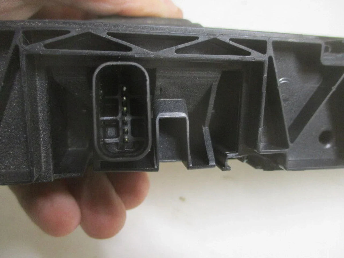 Pre-Owned 15 16 17 18 Ford Focus Back Up Rear View Camera OEM LKQ (Good)